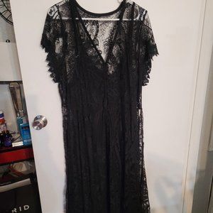 Black lace dress TORRID NWT